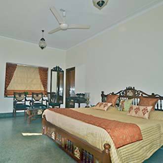 Hotel Jorbagh 27, New Delhi 2